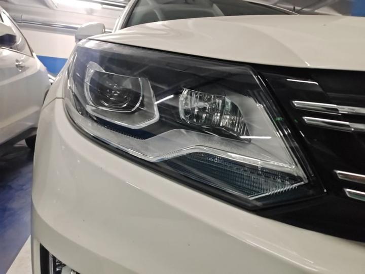 Tiguan 2015 1.8TSI AT AWD Luxury photo 8