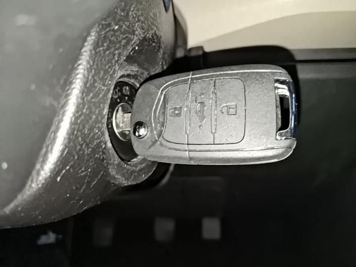 Wuling Hongguang PLUS 2019 1.5T MT Luxury 7-Seater photo 8