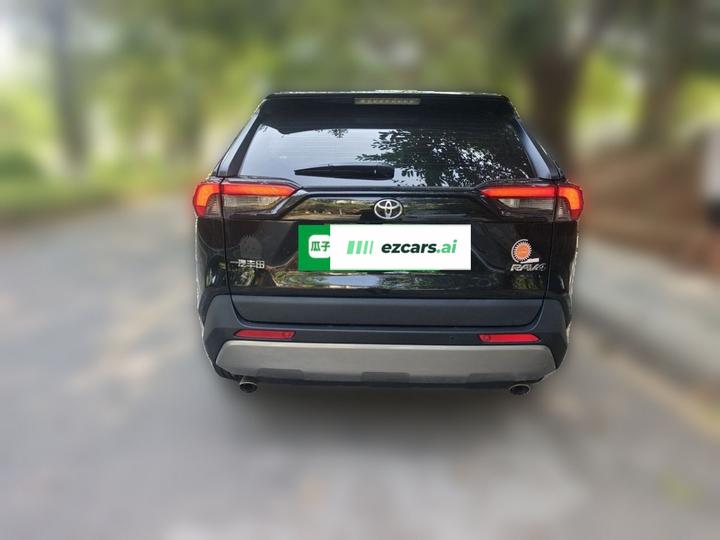 RAV4 2023 2.0L CVT RWD Plus photo 5