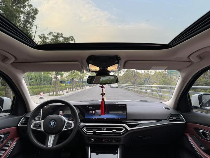 i3 2022 eDrive 35 L photo 8