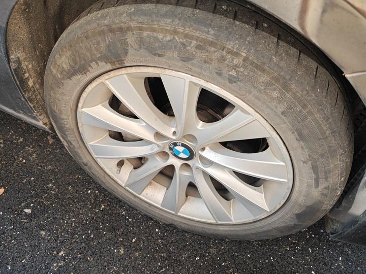 5 SeriesGT 2015 528i Luxury photo 8