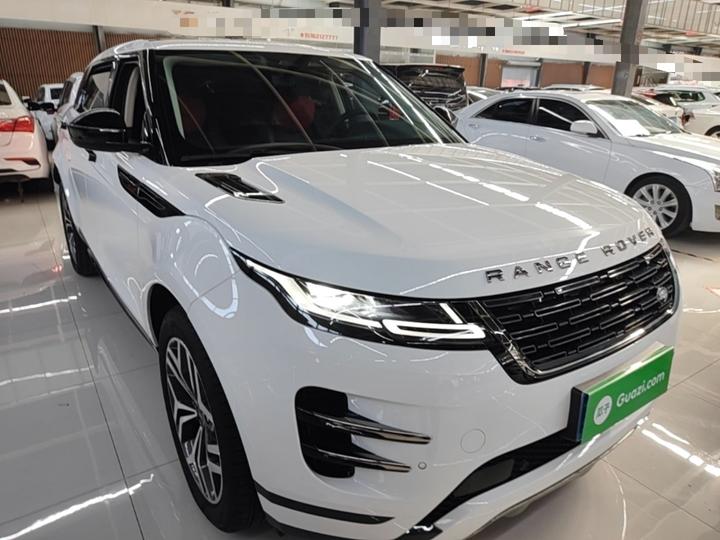 2024 Range Rover Evoque L SE photo 3