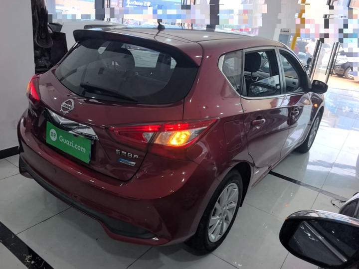 Tiida 2016 1.6L CVT photo 4
