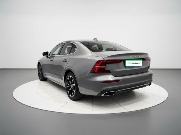 S60 2022 B4 Luxury photo 4