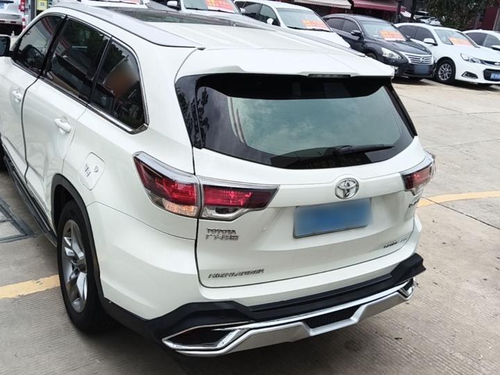Highlander 2015 2.0T AWD Luxury 7-Seater photo 3