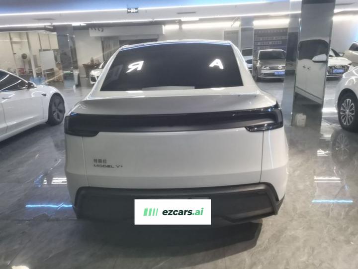Model Y 2025 Facelift Long Range AWD photo 3