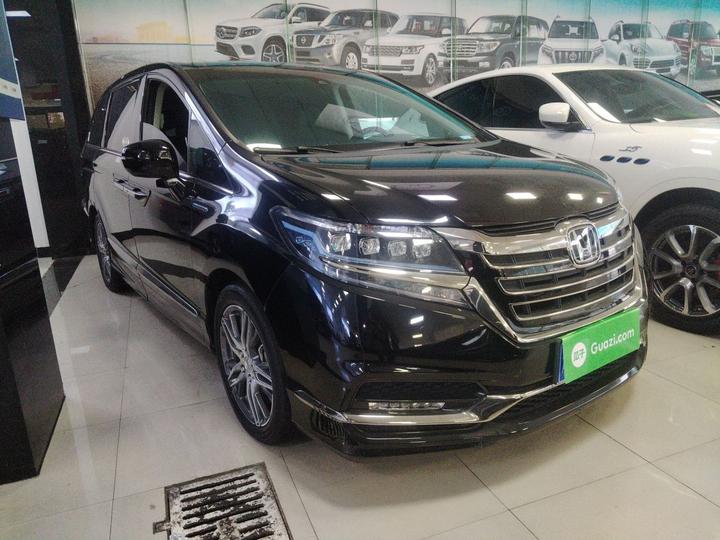 Elysion 2019 2.0L Hybrid Luxury photo 3