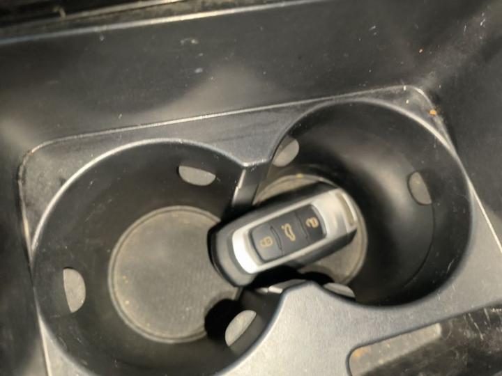 Emgrand GL 2018 1.8L DCT Elite Connected photo 8