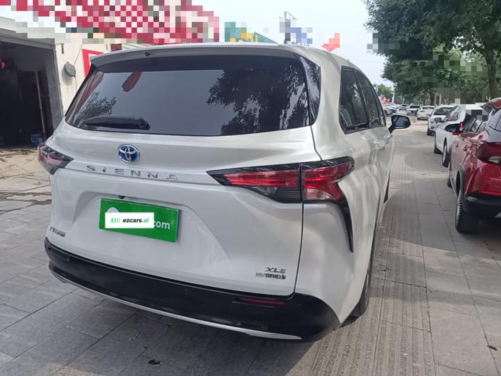 Sienna 2021 2.5L Hybrid Luxury photo 4