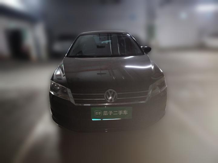 Lavida 2013 Facelift Classic 1.6L MT photo 2