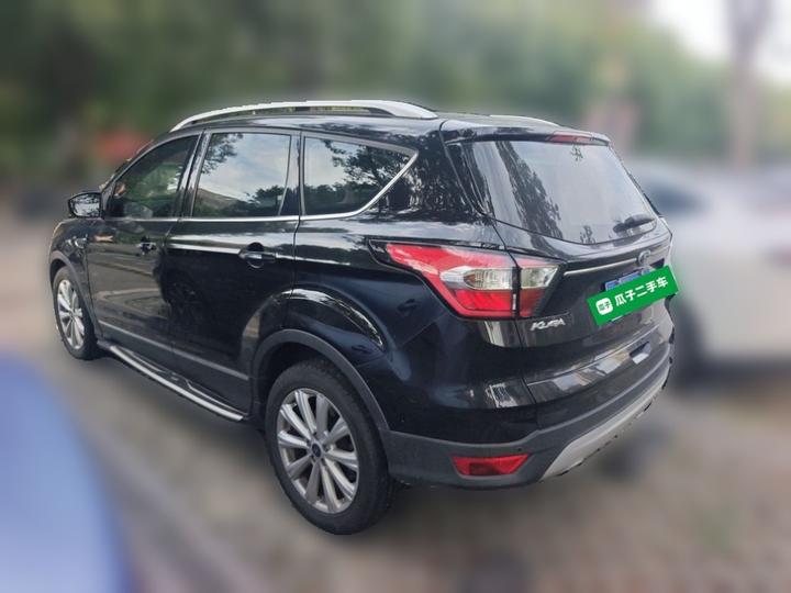 Kuga 2018 EcoBoost 180 RWD photo 4