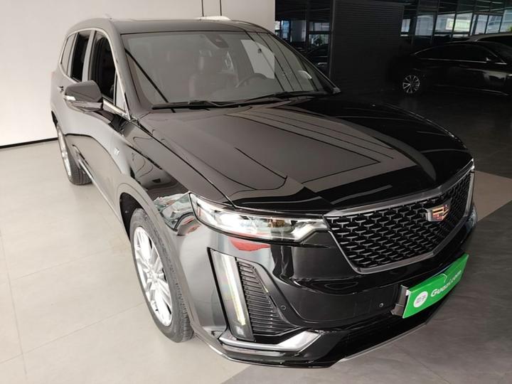 XT6 2022 2.0T 6-Seater AWD Luxury photo 3