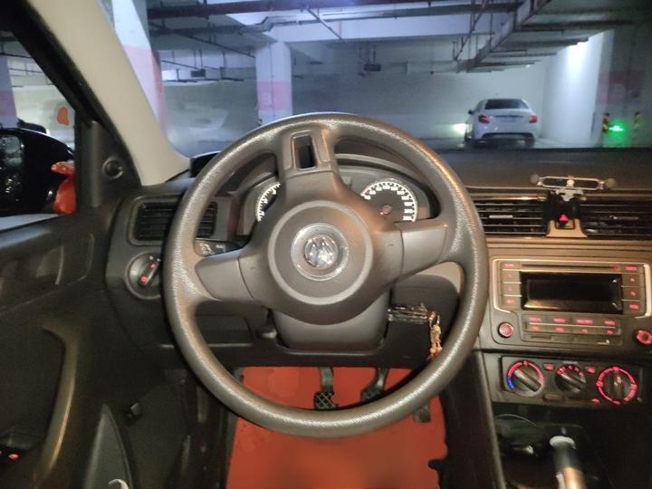 Santana 2015 1.6L MT photo 8