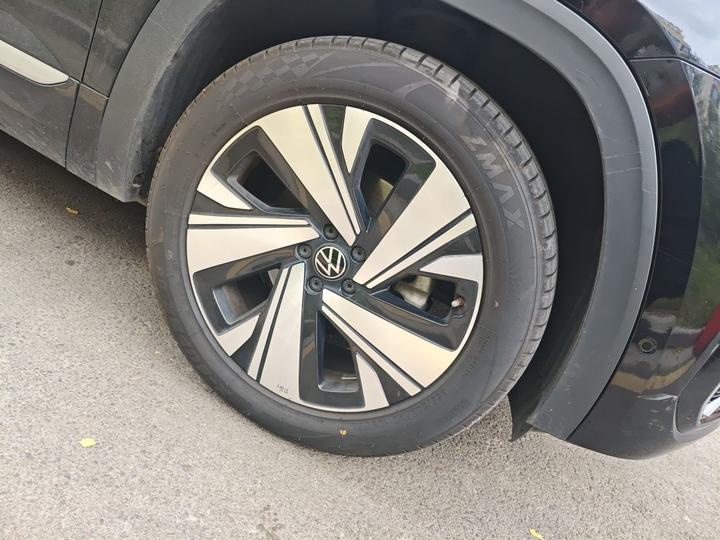 Teramont X 2023 380TSI AWD Exclusive Luxury photo 8
