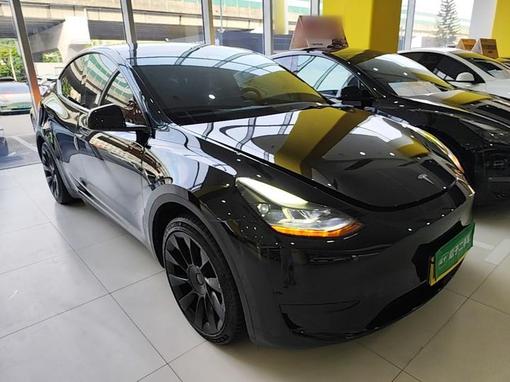 Model Y 2023 RWD photo 3