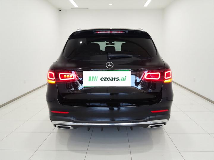 GLC 2022 Facelift GLC 300 L 4MATIC Dynamic Edition photo 5