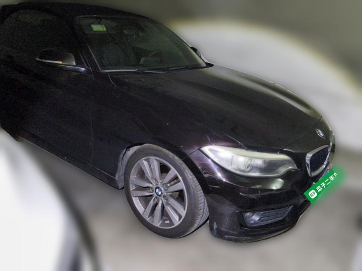 2 Series Imported 2017 220i Convertible Coupe Leading photo 3
