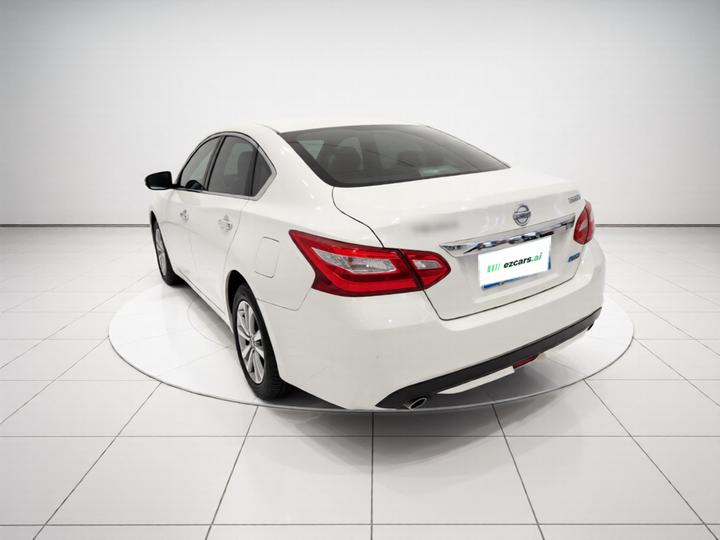 Teana 2016 Facelift 2.0L XL Comfort photo 4