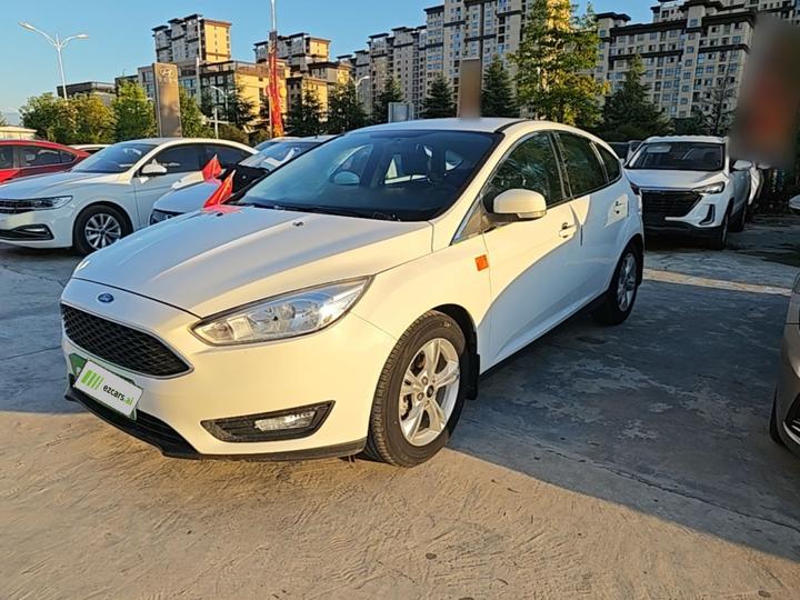 Focus 2017 Hatchback 1.6L AT Comfort