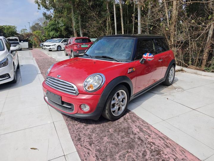 2011 1.6L COOPER Fun