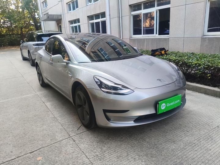 Model 3 2020 Facelift Standard Range RWD Upgraded photo 3