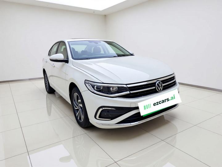 Bora 2023 200TSI DSG photo 3