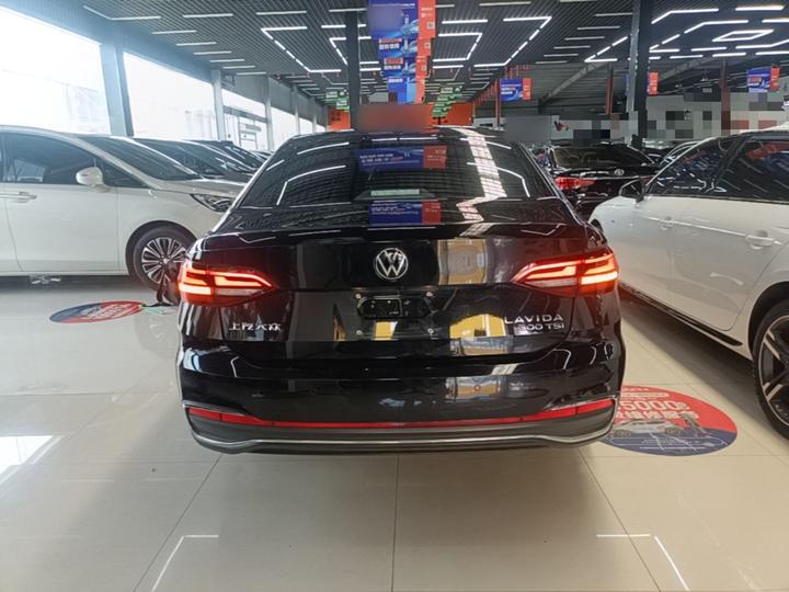 Lavida 2023 300TSI DSG photo 3
