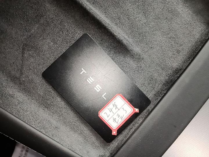 Model 3 2023 RWD photo 8