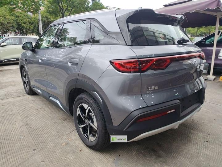Yuan UP 2025 ADAS 401KM photo 4