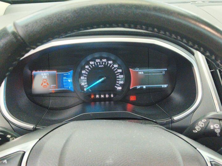 Edge 2016 EcoBoost 245 RWD 7-Seater photo 4