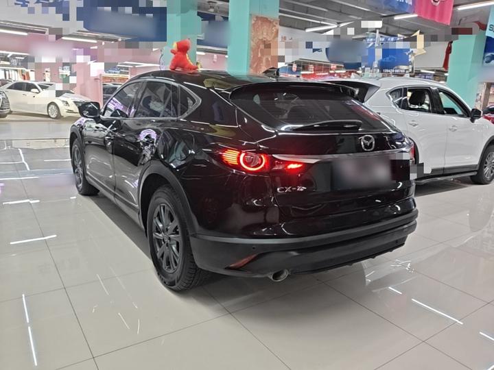 CX-4 2020 2.0L AT RWD photo 4
