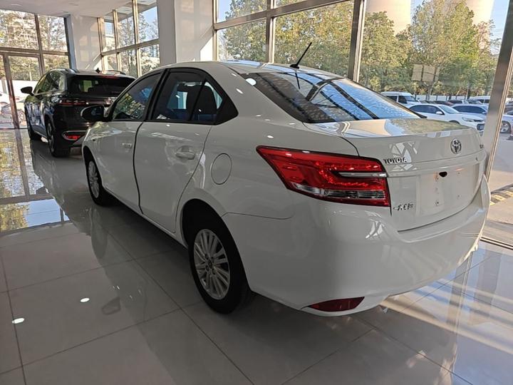 Vios 2017 1.5L CVT photo 4