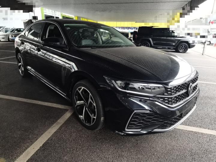 Passat 2023 Facelift 330TSI Elite photo 3