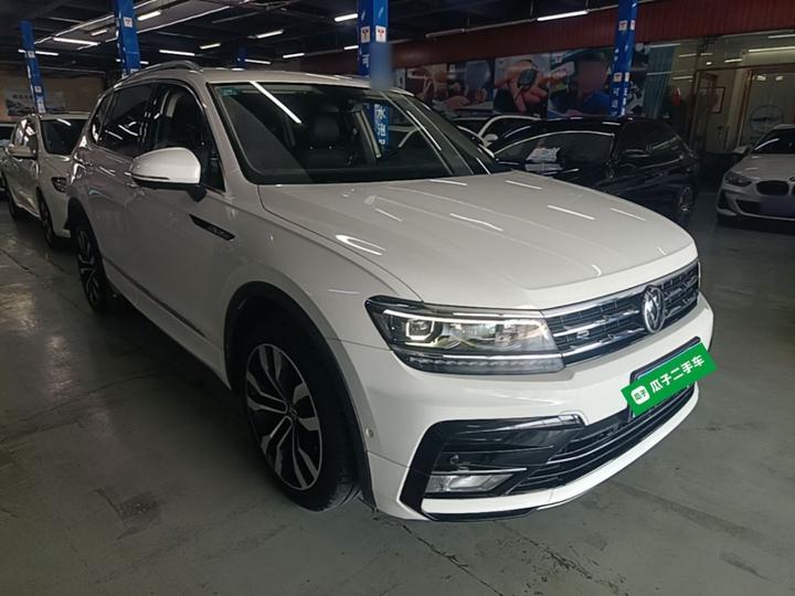 Tiguan L 2021 380TSI AT AWD R-Line Enjoy 7-Seater photo 3