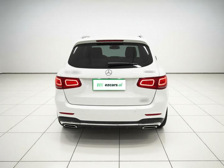 GLC 2020 GLC 260 L 4MATIC Luxury photo 3