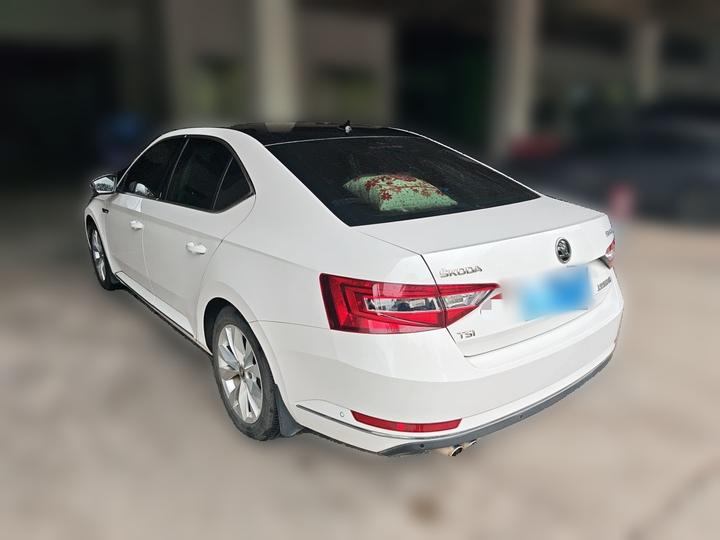 Superb 2016 TSI280 DSG photo 4