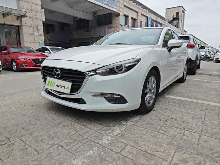 3 Axela 2017 Sedan 1.5L AT Luxury China V