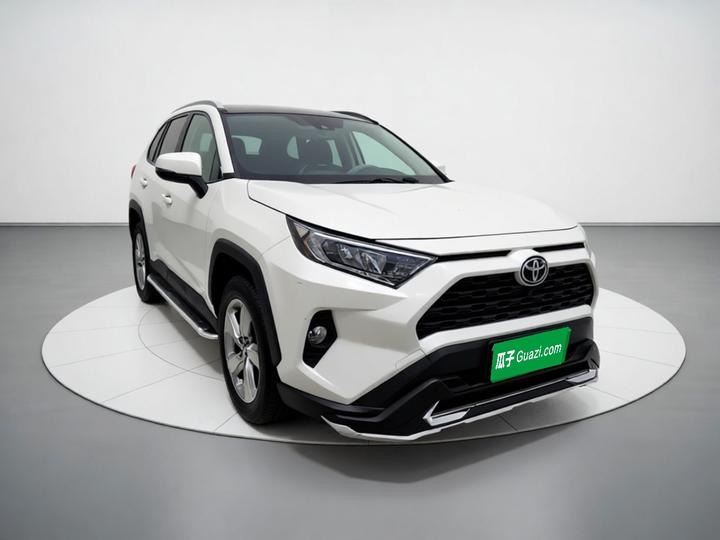 RAV4 2021 2.0L CVT AWD PLUS photo 3