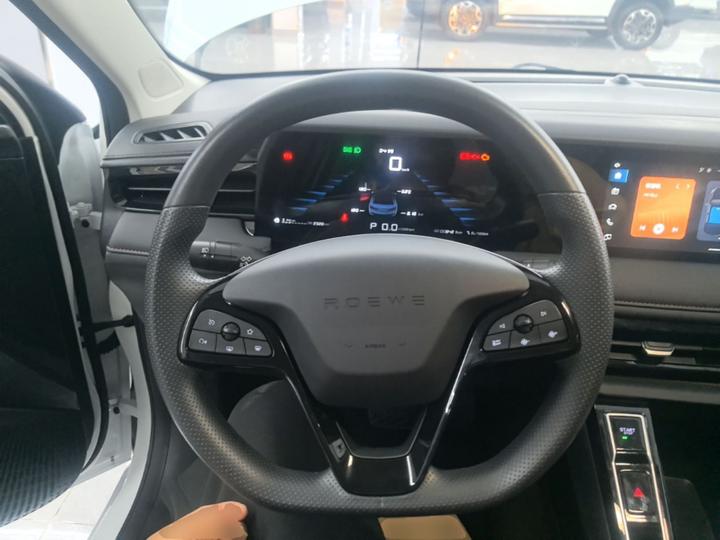 i5 2026 1.5L CVT Luxury photo 6