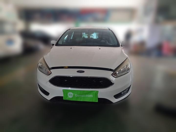 Focus 2015 Hatchback 1.6L AT Comfort photo 2