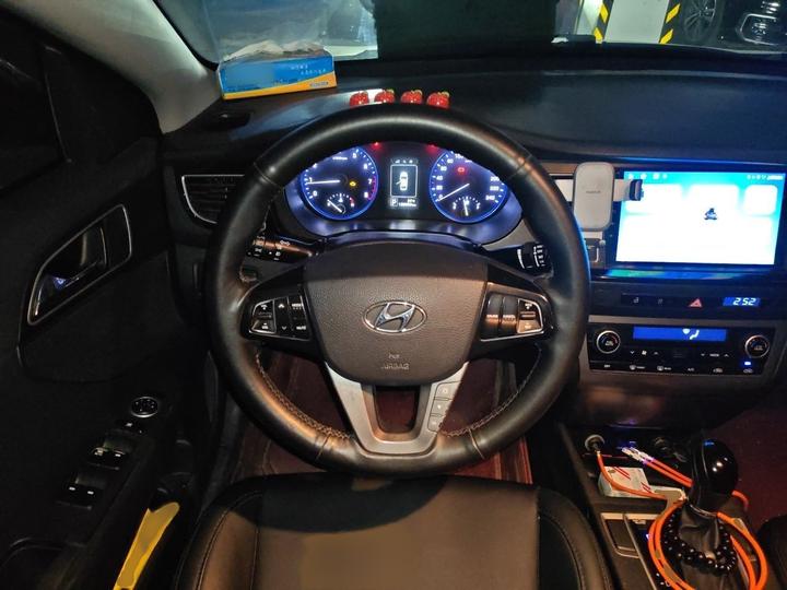Mistra 2014 1.8L AT Smart GLS photo 3