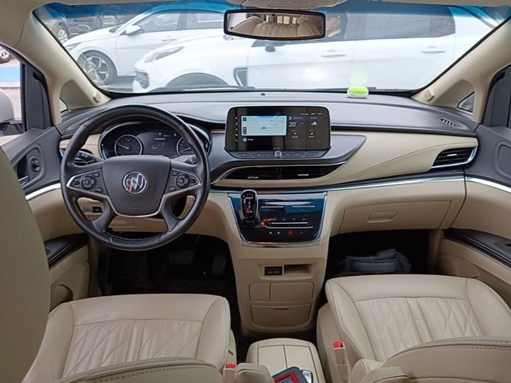 GL8 2023 Facelift Luxury photo 5