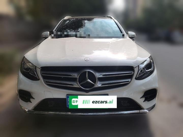 GLC 2017 GLC 260 4MATIC Luxury photo 2