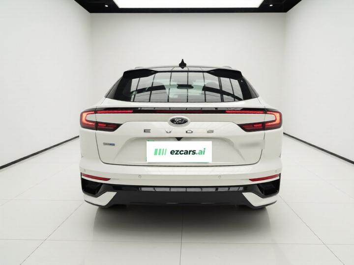 EVOS 2022 EcoBoost 245 Sport photo 5