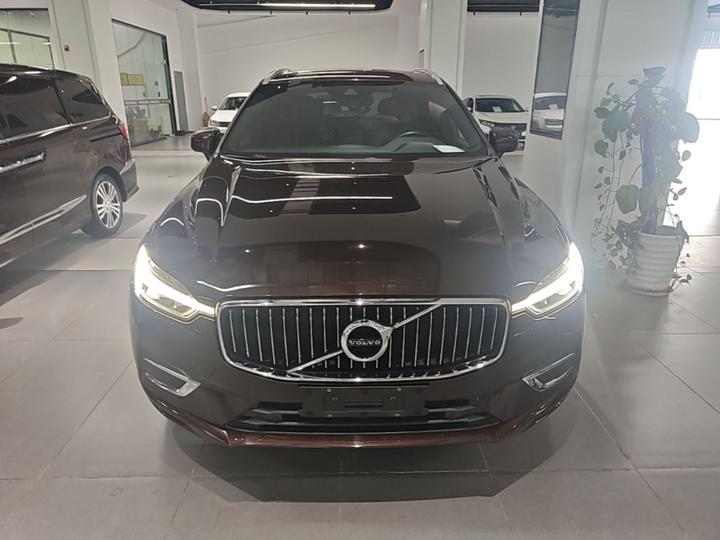 XC60 2021 T5 AWD Luxury photo 2