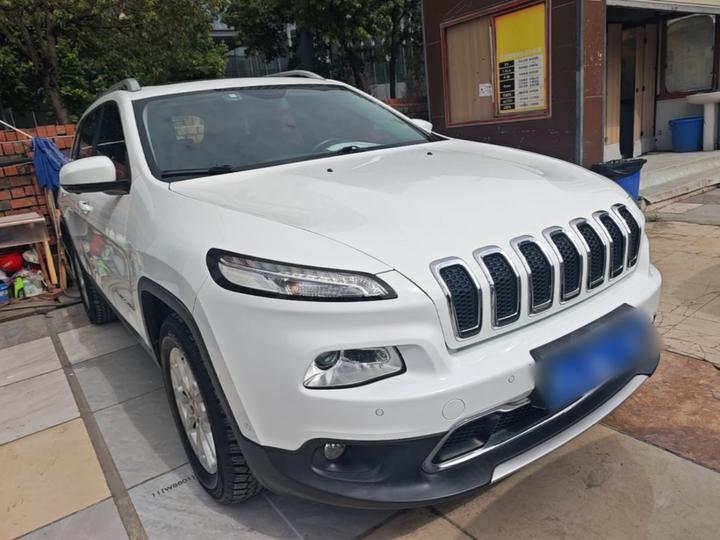 Cherokee 2016 2.4L photo 3