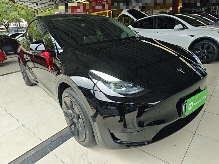 Model Y 2022 Facelift RWD photo 3