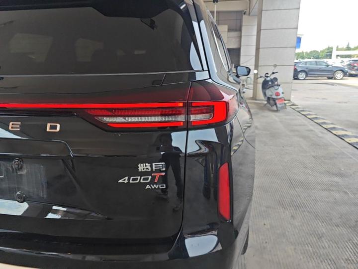 2023 400T AWD 7-Seater photo 7