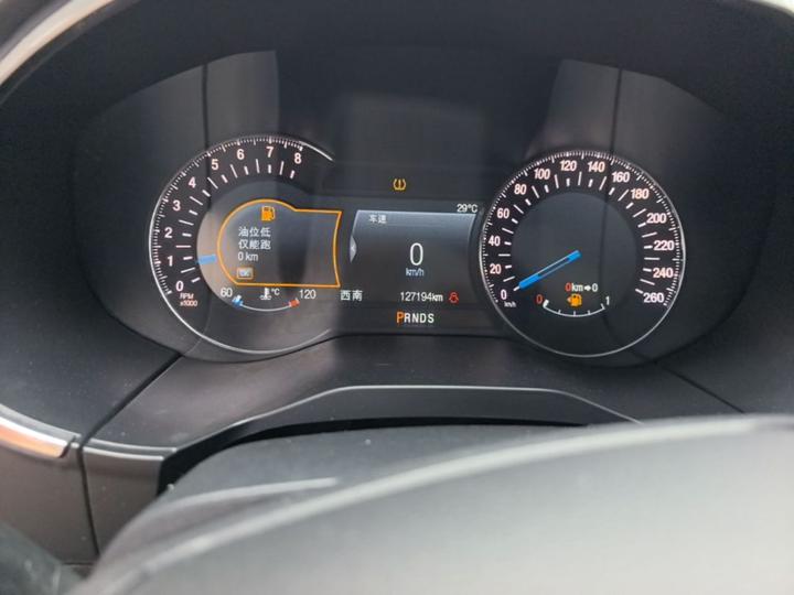 Edge 2016 EcoBoost 245 AWD 7-Seater photo 7
