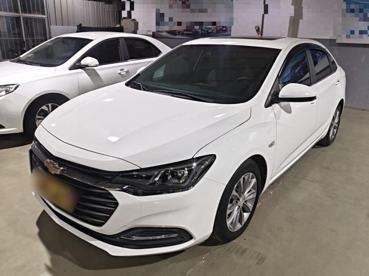 Cruze 2022 320 AT